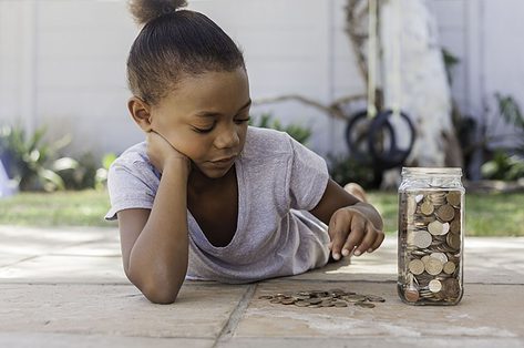 Kinderen leren omgaan met geld: hoe pakken ouders het aan?
