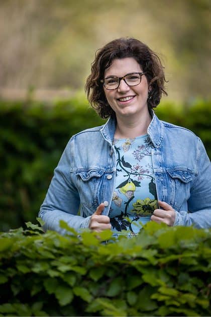 Nina Mouton over zelfzorg in relaties: ‘Het zit in héél kleine dingen: eens knipogen naar mekaar, bijvoorbeeld’
