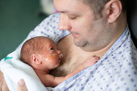 De geboorte van een premature of zieke baby heeft een grote impact op het gezin